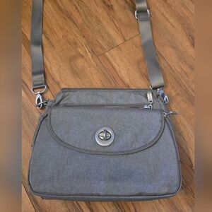 Baggallini Calais Silver Shimmer